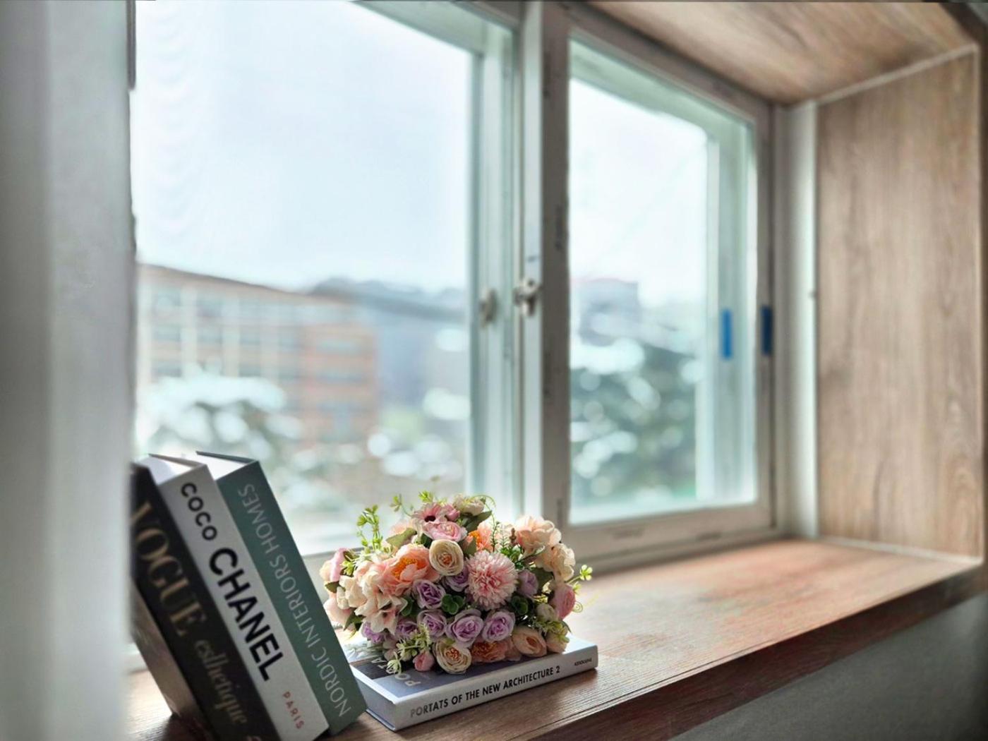Guest house Window